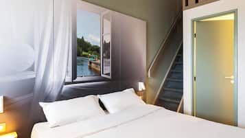 Chambre Quadruple | Literie de qualité supérieure, bureau, chambres insonorisées