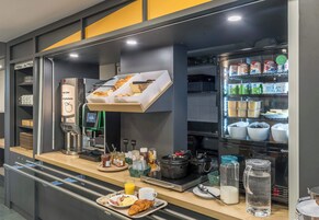 Daily buffet breakfast for a fee