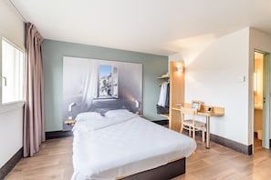 Double Room, Accessible, Non Smoking | Desk, blackout drapes, soundproofing, free WiFi - B&B HOTEL Besançon Chateaufarine (Besancon)