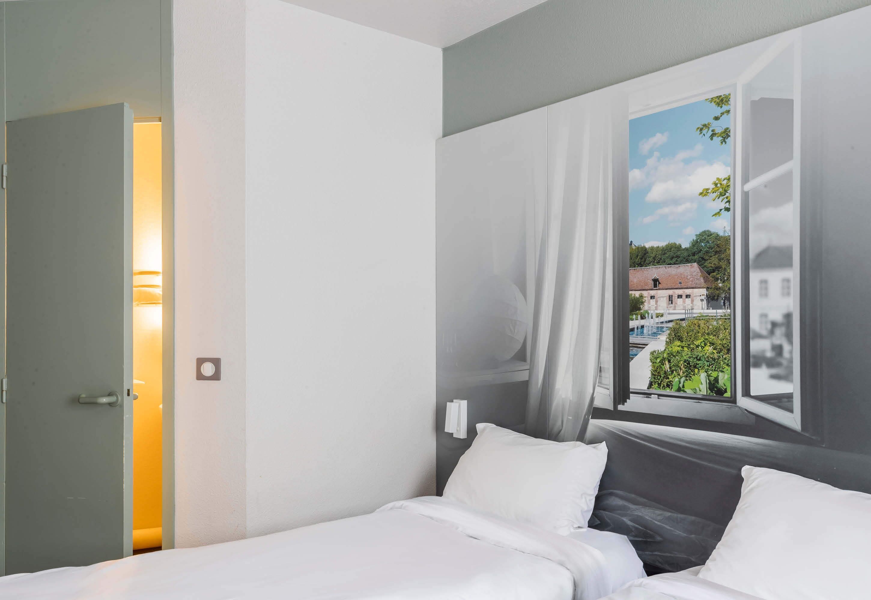 twin room, non smoking | desk, soundproofing, free wifi, bed sheets