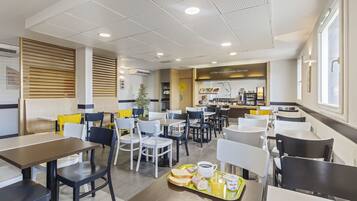 Daily buffet breakfast for a fee