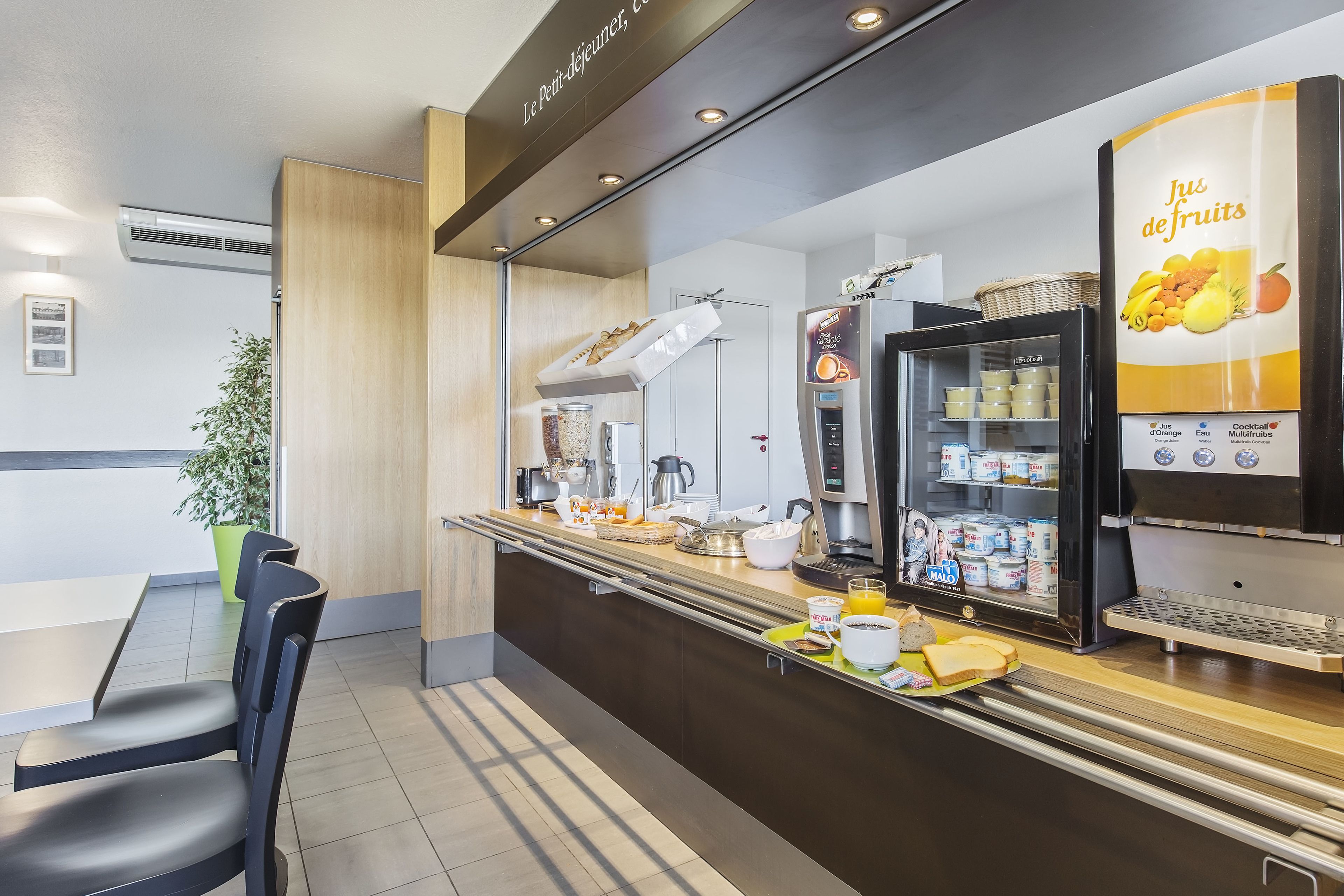 Foto - B&B HOTEL Lyon Grand Stade Meyzieu