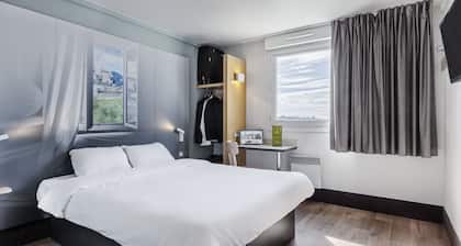 B&B HOTEL Lyon Grand Stade Meyzieu