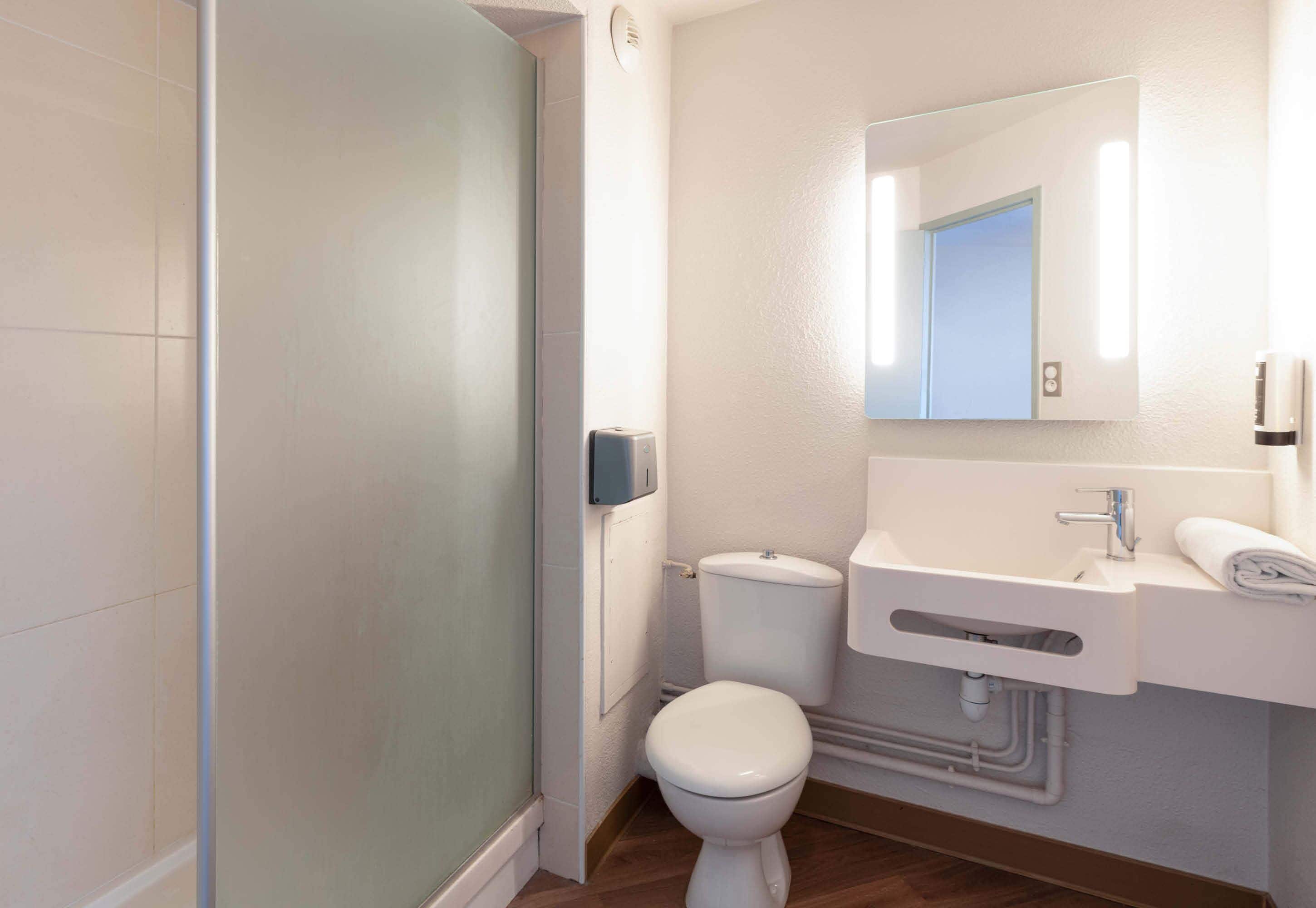 Foto - B&B HOTEL Lyon Grand Stade Meyzieu