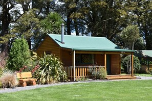 Alpehytte, 1 soverom, peis, elveutsikt | Sengetøy i egyptisk bomull og sengetøy av topp kvalitet