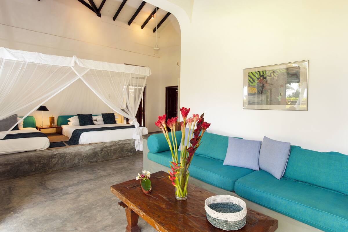 Cinnamon Suite with Garden View