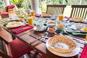 Free daily continental breakfast