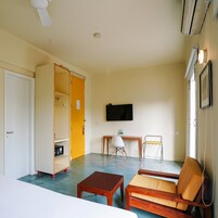 Superior Room, 1 Bedroom, City View | Pemandangan dari bilik