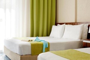 Minibar, caja de seguridad en la habitación y cunas gratuitas 