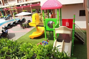 Innen-Kinderspielplatz