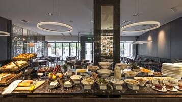 Daily buffet breakfast (EUR 18 per person)