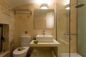 Bathroom - Libyan Mare (Kantanos-Selino)