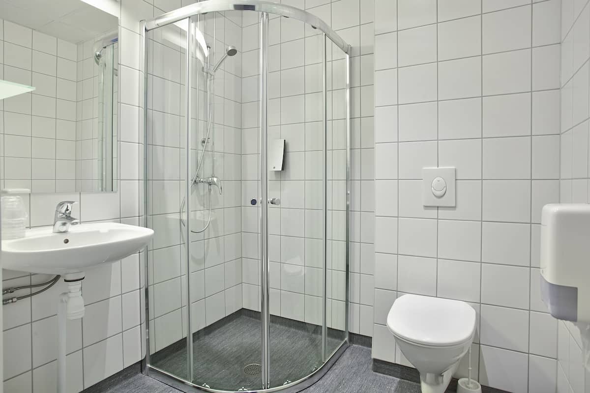 Poshtel Sixtuple with Private Bathroom (Shared Dormitory for 6 people) | Mørklægningsgardiner, gratis Wi-Fi, sengetøj