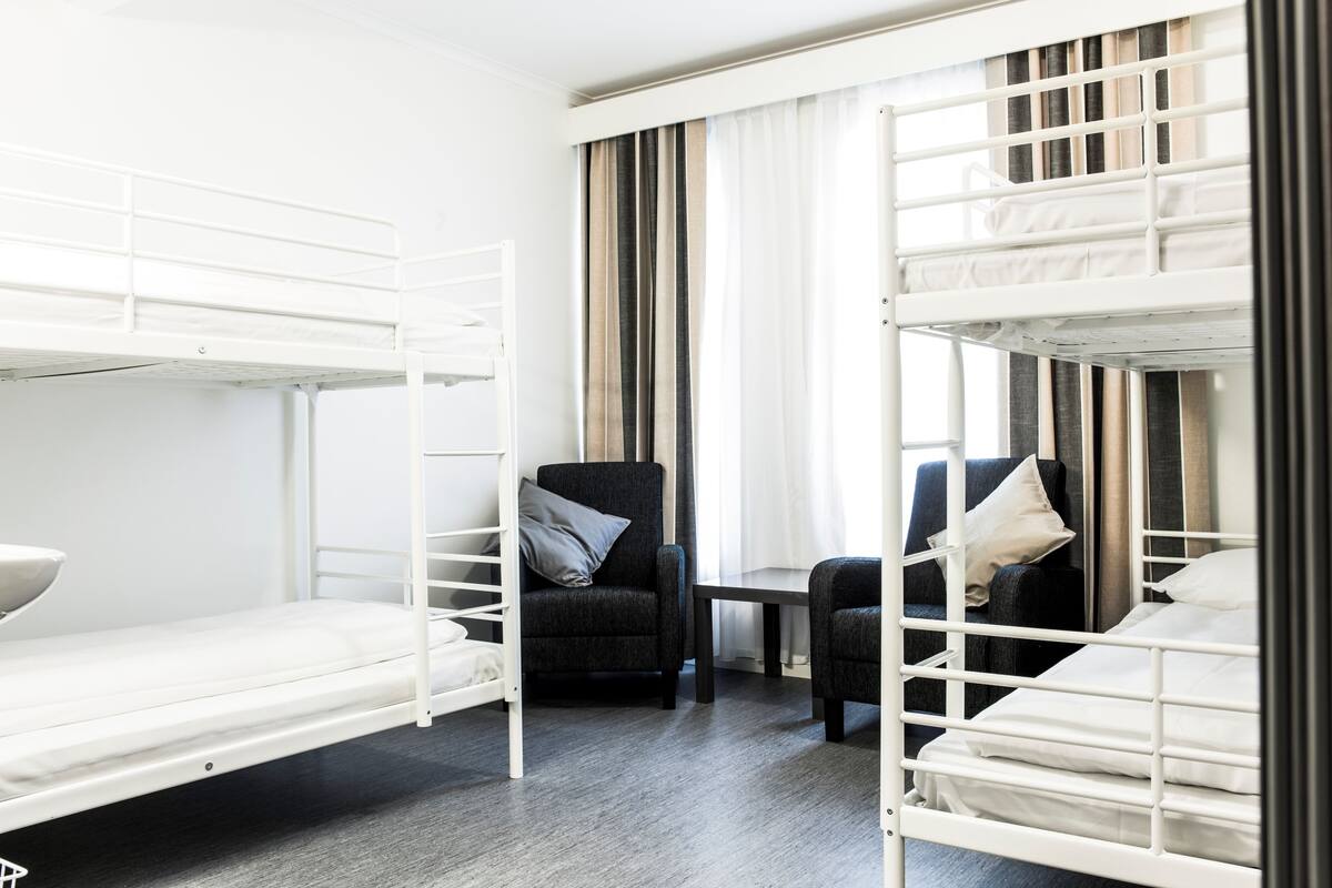 Blackout curtains, free WiFi, bed sheets