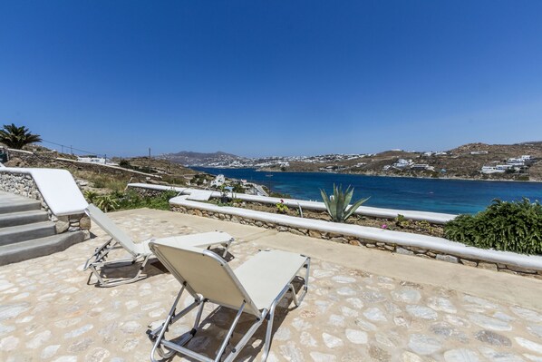 Balcony - GT Suites Corfos Bay (Mykonos)