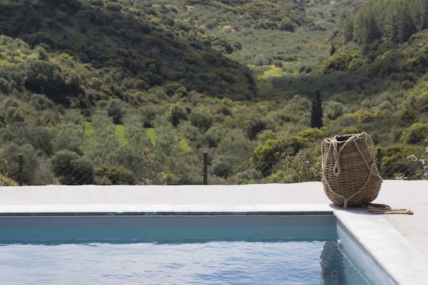 Vila superluxo | 2 quartos, roupas de cama premium, camas Select Comfort