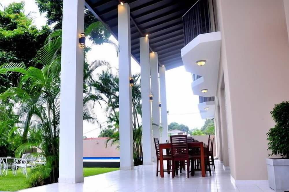Grand 7 Hotel - Thalawathugoda