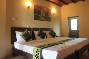 Ropa de cama de alta calidad y minibar 