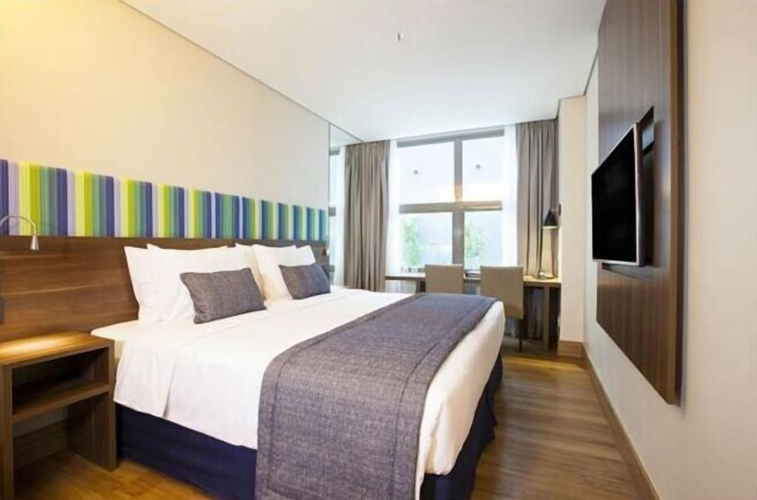 Pillowtop-bedden, een minibar, een kluis op de kamer, geluiddichte muren