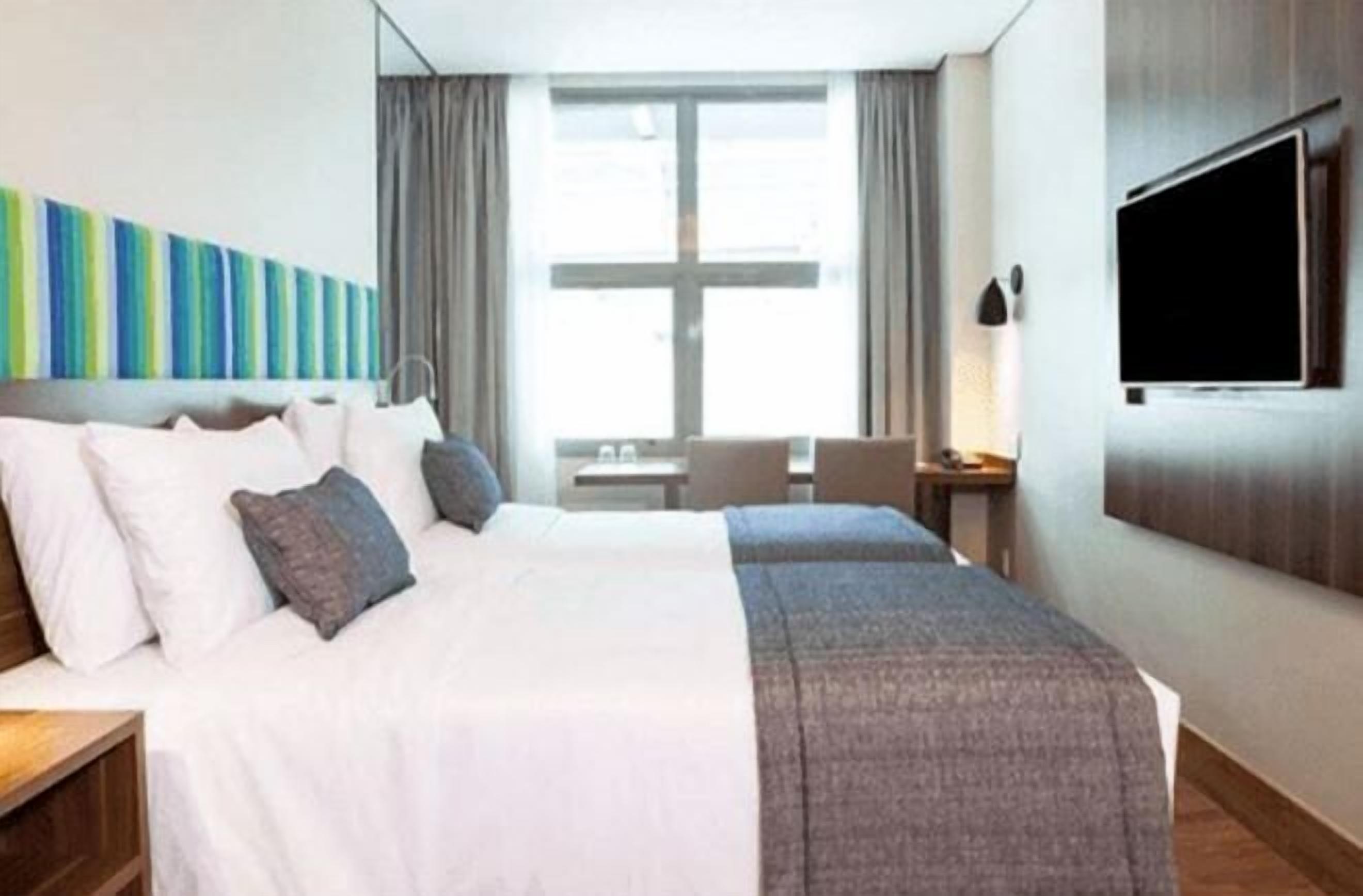 Pillowtop-bedden, een minibar, een kluis op de kamer, geluiddichte muren