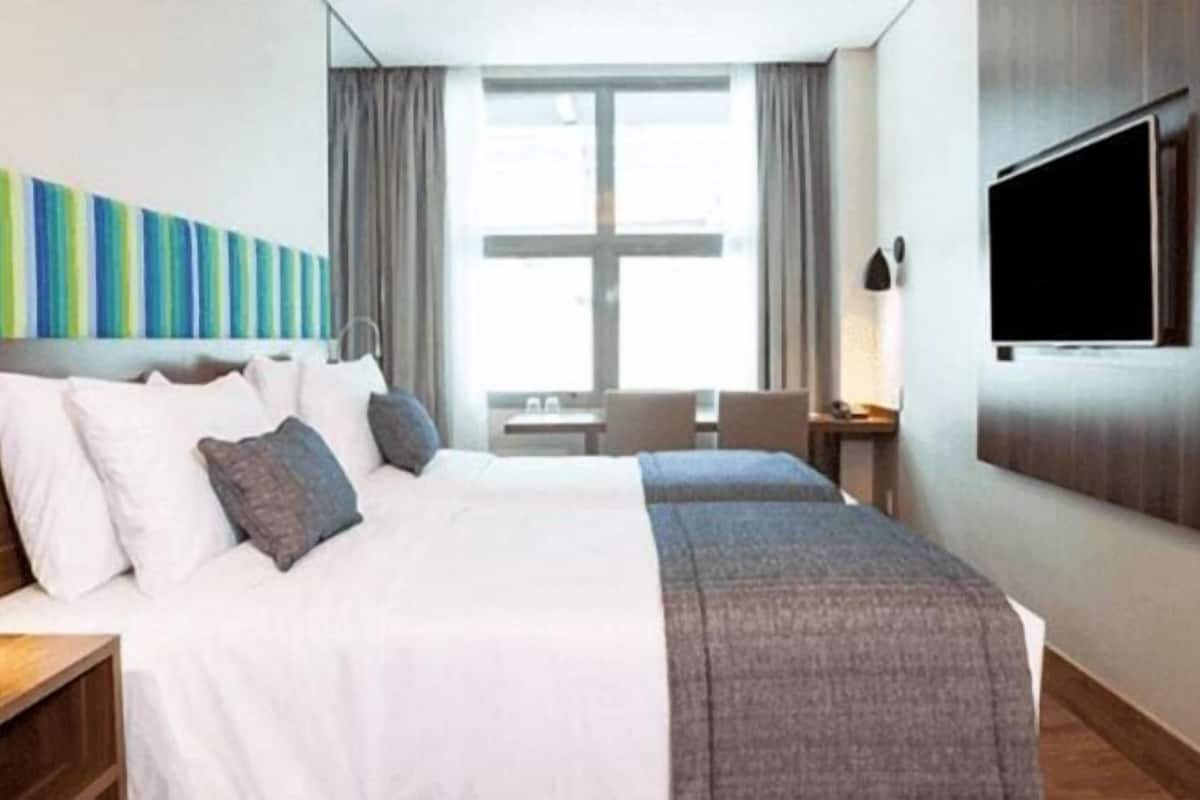 Colchones con acolchado adicional, minibar, caja fuerte