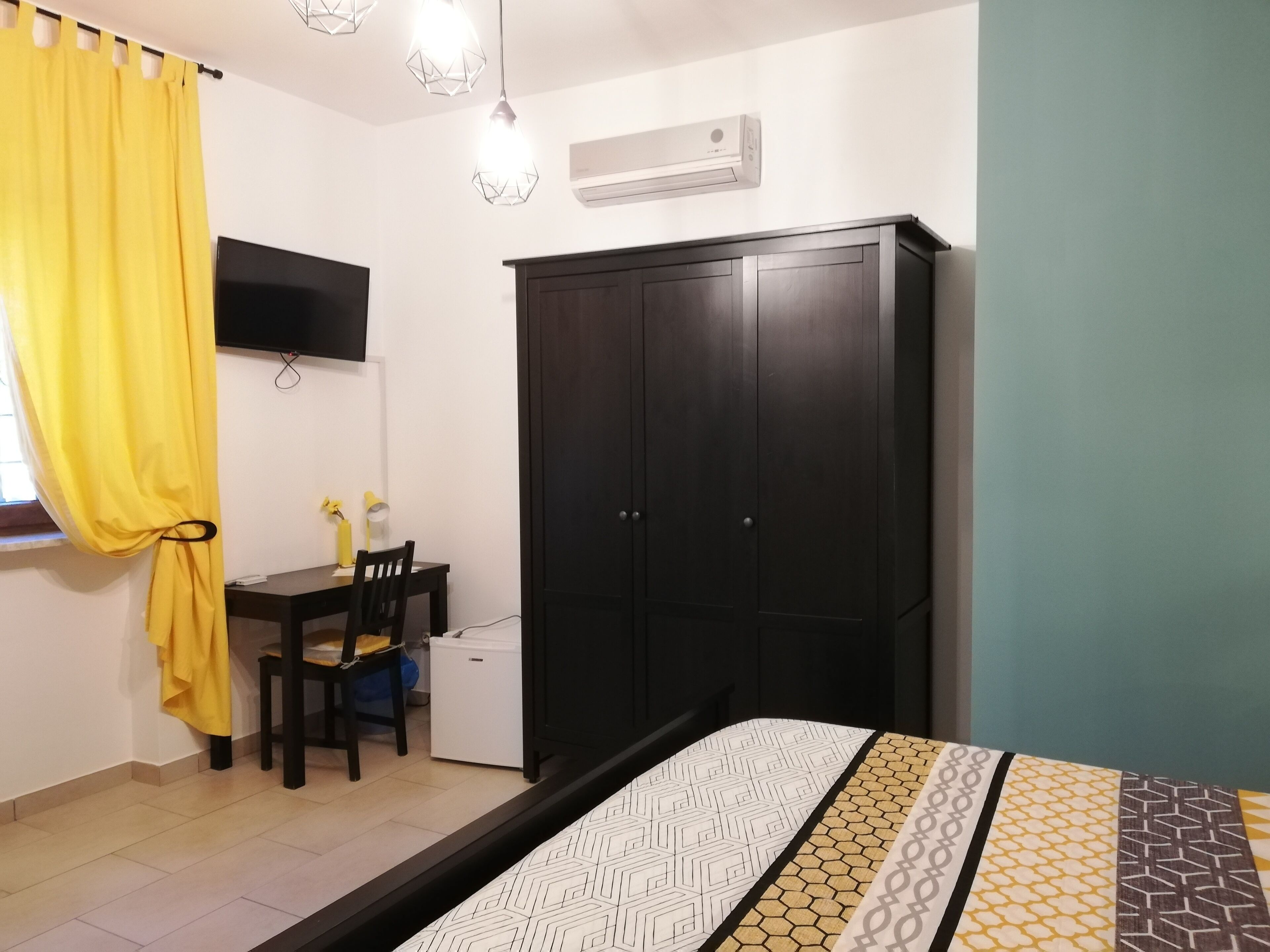 Photo - The Yellow House