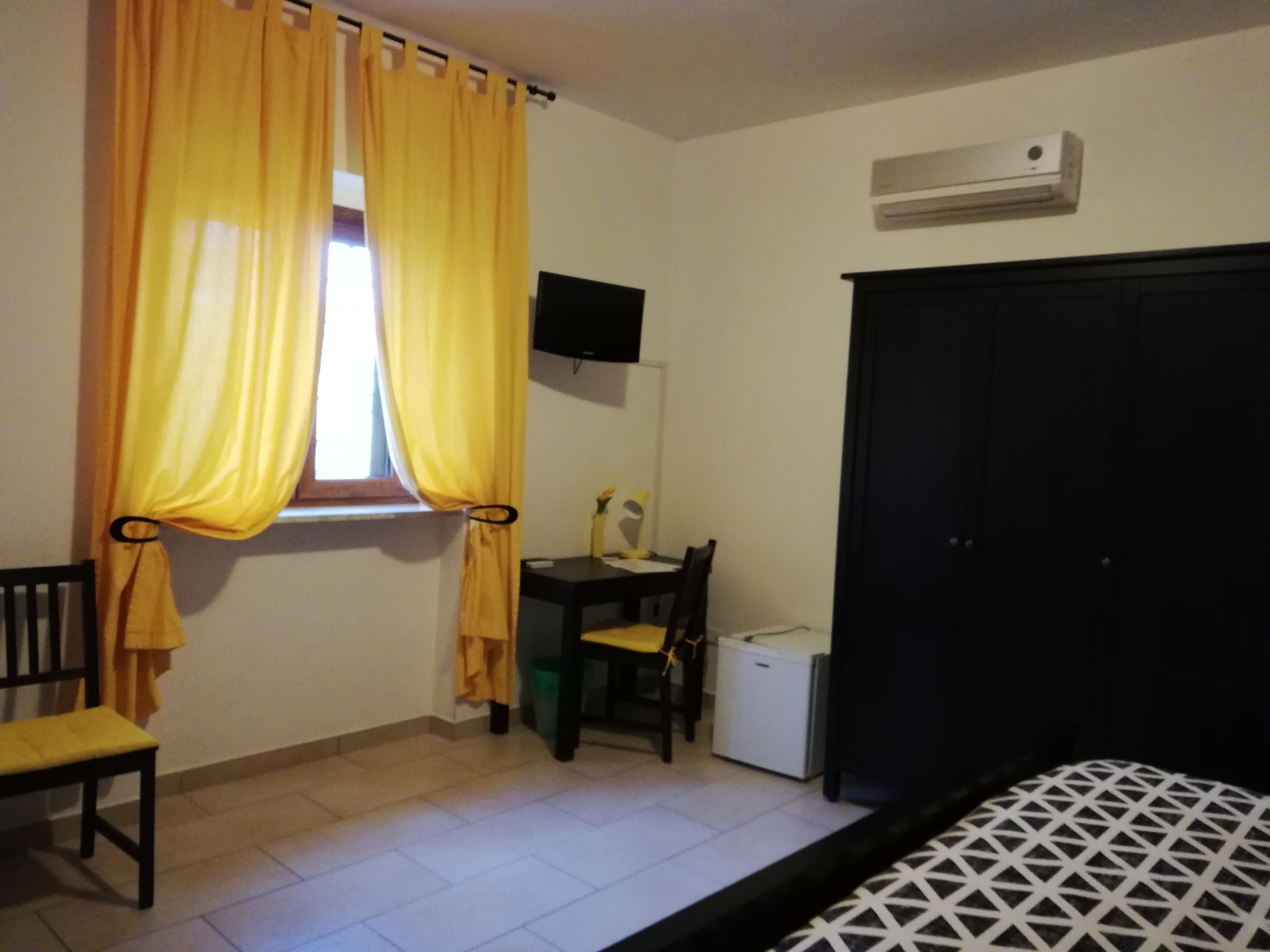 Foto - The Yellow House