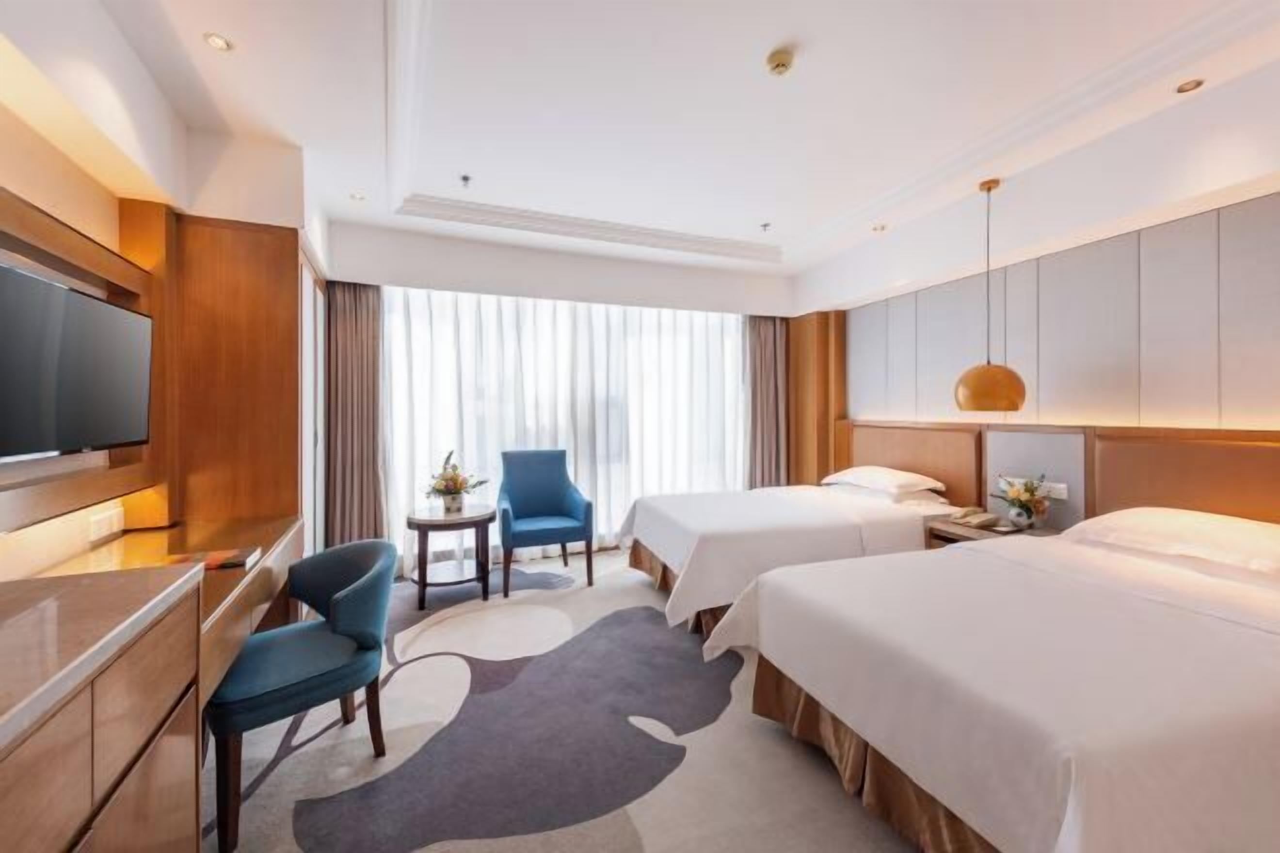 Minibar, in-room safe, cots/infant beds, alarm clocks