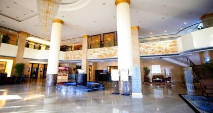 Blue Horizon Hotel (Fuqian Street Dongcheng Dongying)