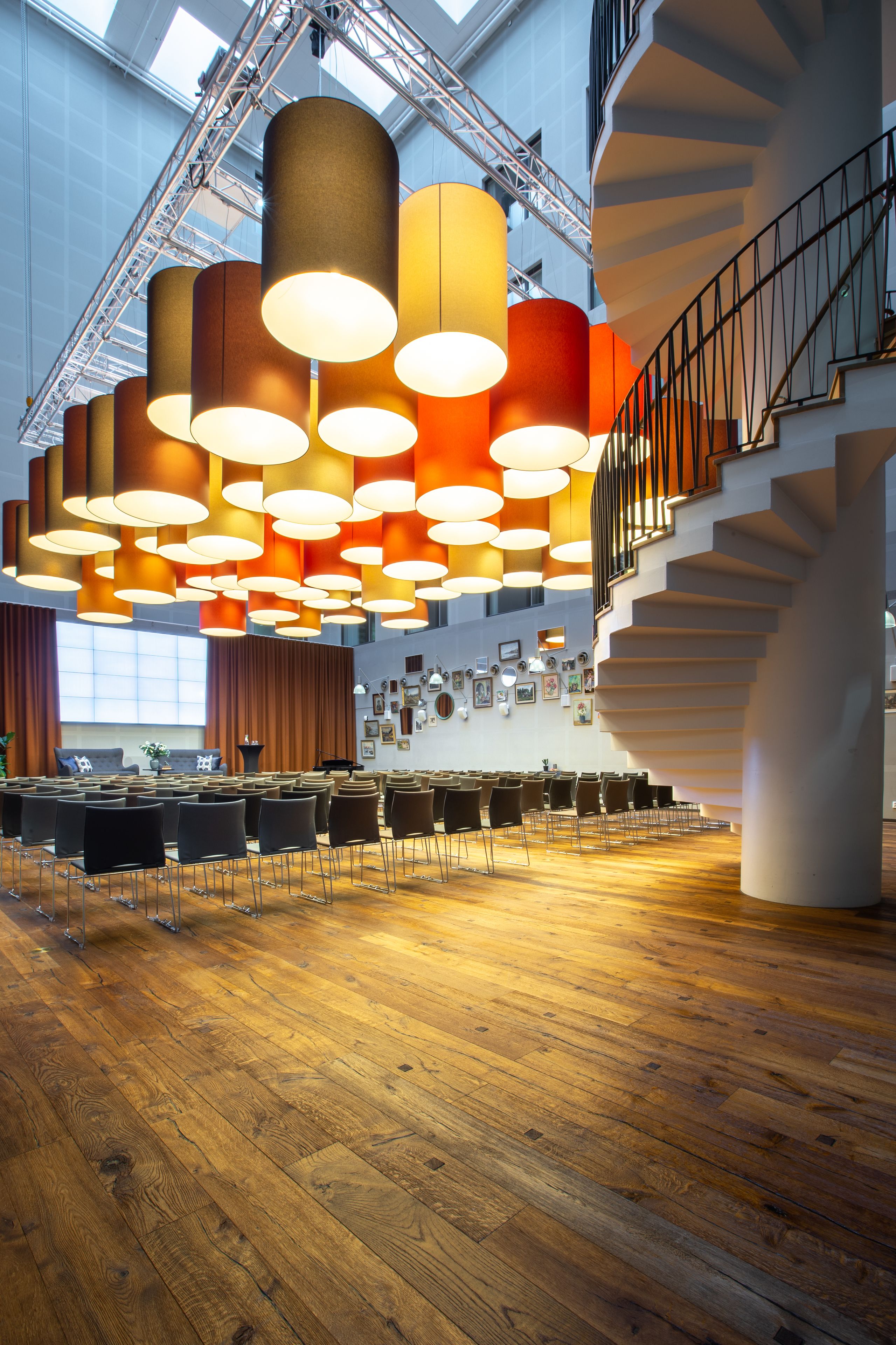 in-room business centre