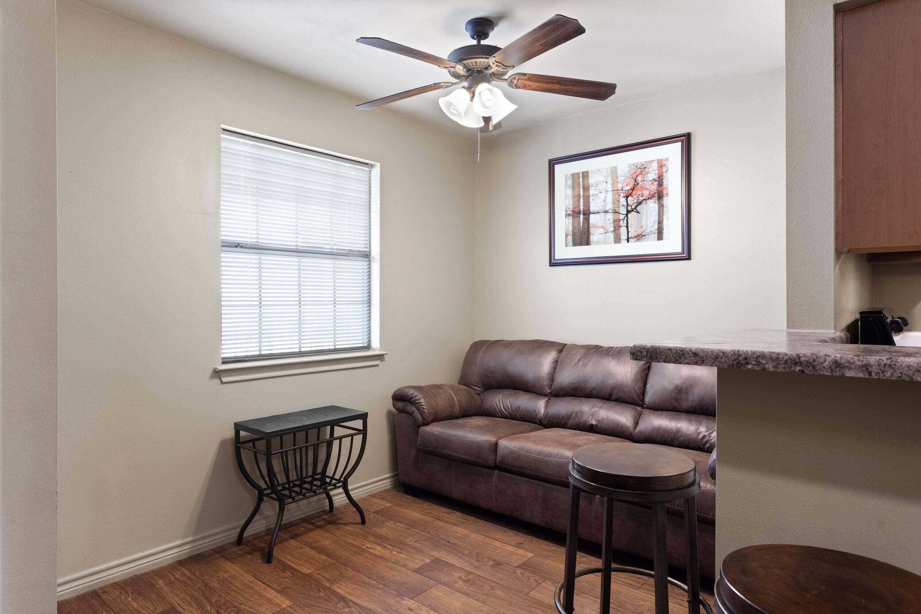 suite, 1 bedroom, non smoking | 1 bedroom, desk, laptop workspace, iron/ironing board