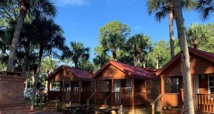 Road Runner Travel Resort - Caravan Park