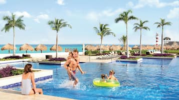 3 outdoor pools, pool loungers