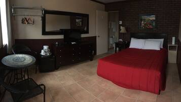 Standard Room, 1 Queen Bed