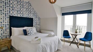 Phòng đôi, có phòng tắm riêng, quang cảnh biển (Balcony)