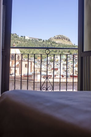 Superior Room, Multiple Beds | Free wired internet, bed sheets - Hotel Posada de la Moneda (Zacatecas)