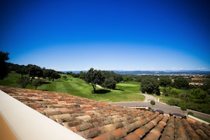 Suite Confort, vista al campo de golf | Vista desde la habitación