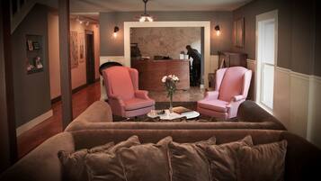 Pintu masuk interior