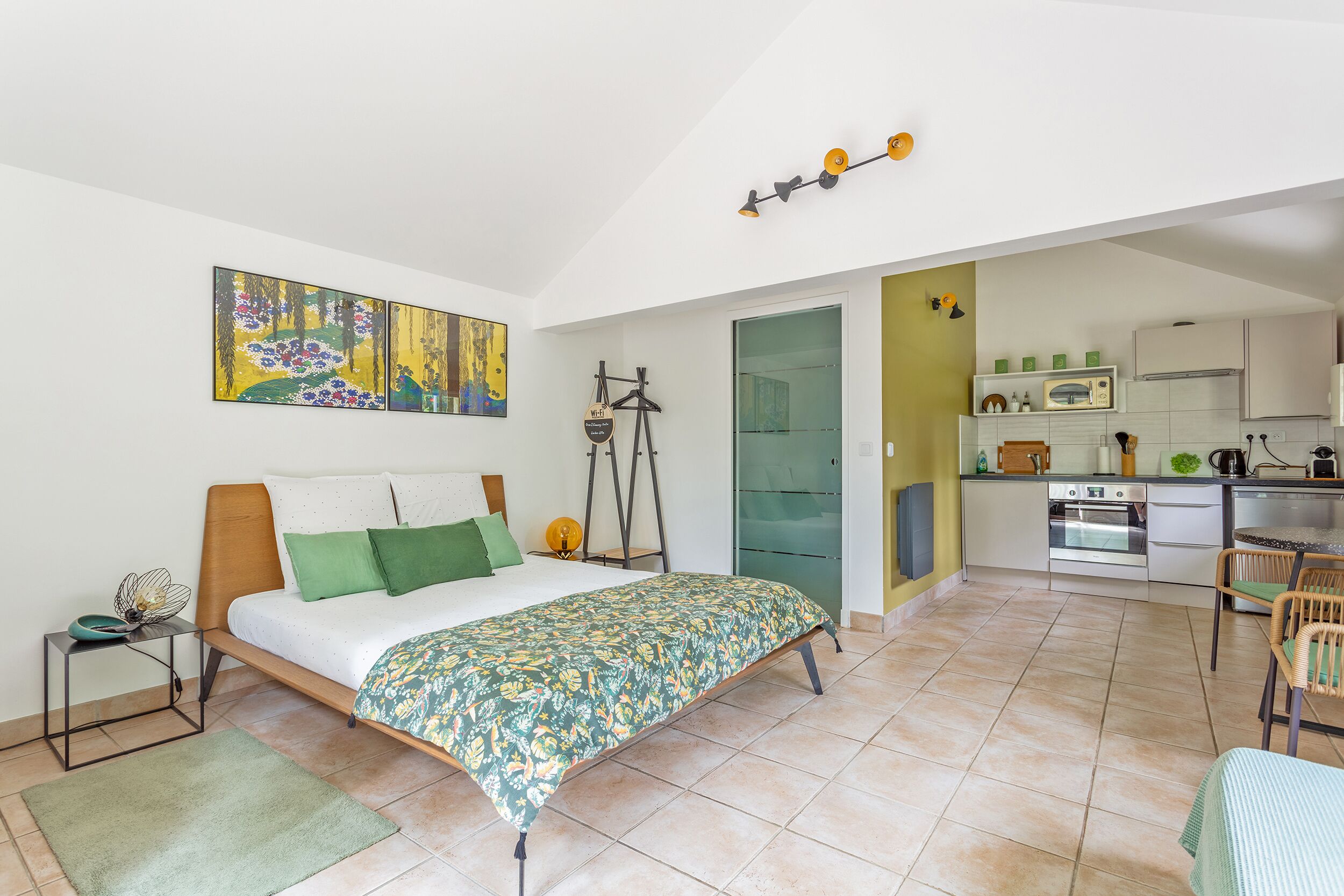 Premium Cottage | Premium bedding, memory-foam beds, minibar, soundproofing