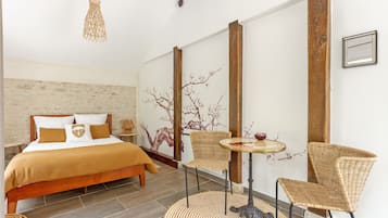 Superior cottage | Luxe beddengoed, bedden met traagschuimmatrassen