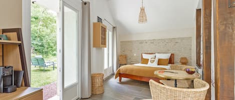 Superior Cottage | Premium bedding, memory-foam beds, minibar, soundproofing