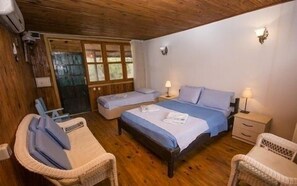 Double Room | Free cribs/infant beds, rollaway beds, free WiFi