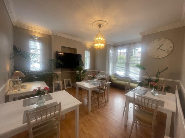 Daily continental breakfast for a fee