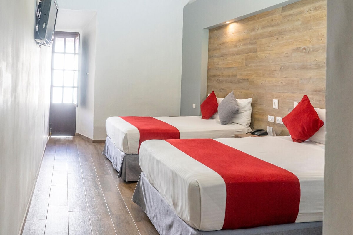 In-room safe, desk, iron/ironing board (on request), WiFi (free)
