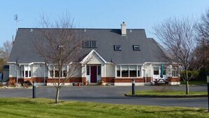 Exterior - Brookfield Lodge B&B (Lusk)