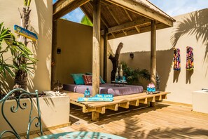 Superior cottage with jacuzzi | Terrace/patio