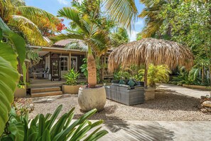 Front of property - Bamboo Bonaire by Boutique Bonaire Unique Resorts (Kralendijk)