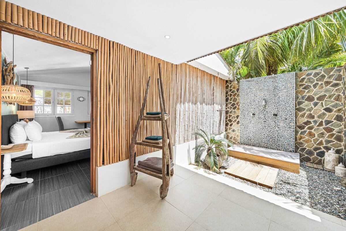 Superior cottage with jacuzzi | 1 dormitorio, caja fuerte, sistema de insonorización y wifi gratis