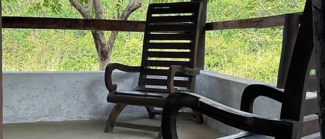 Cabin, 1 Double Bed, Air conditioning | Living area