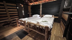 Unclassified image, 4 of 56, button - Eagles Wings Guest House (Habarana)